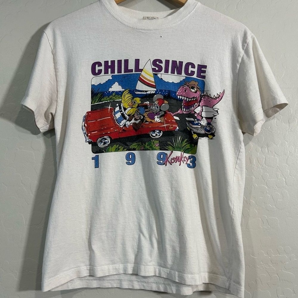 John Galt California Graphic Tee Small Distressed Cream 90s Style Dino Skate Tee